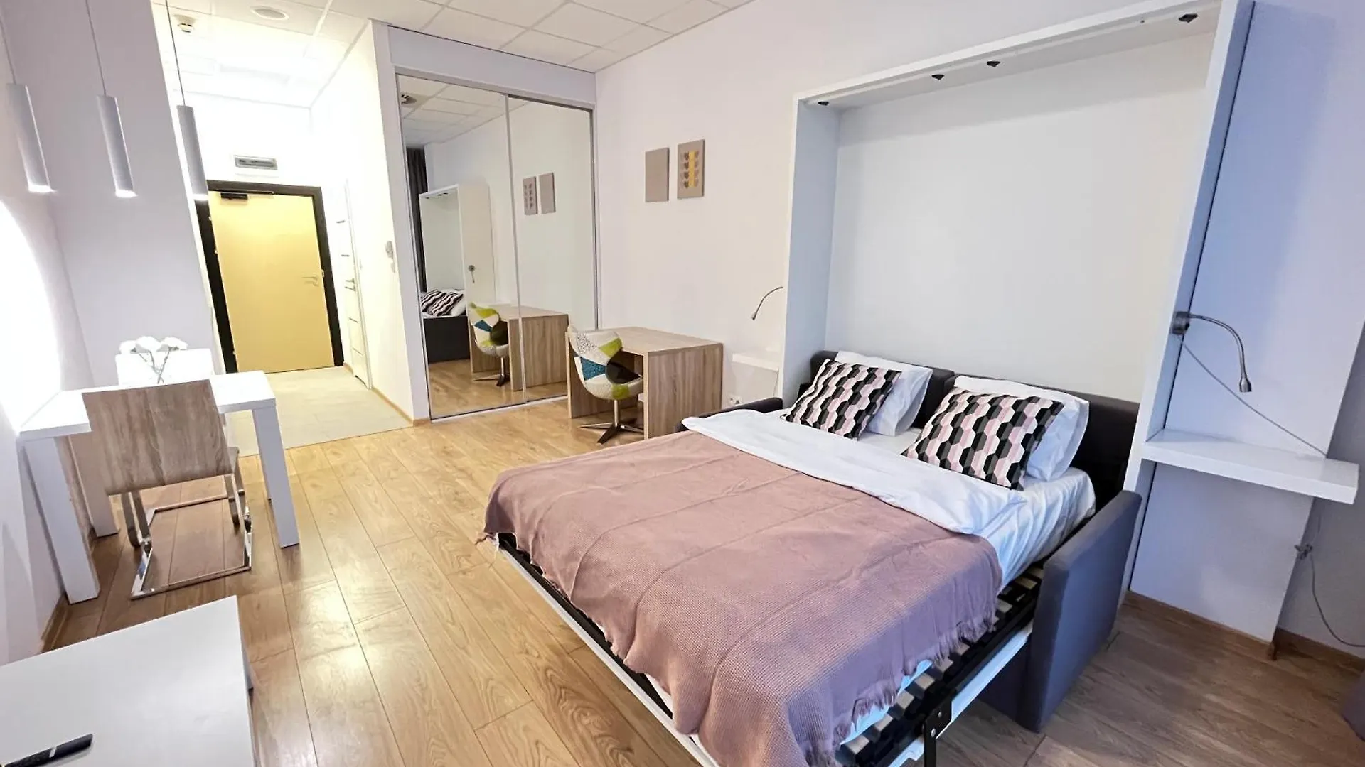 Al. Jerozolimskie 216 Perfect Apart Varşova