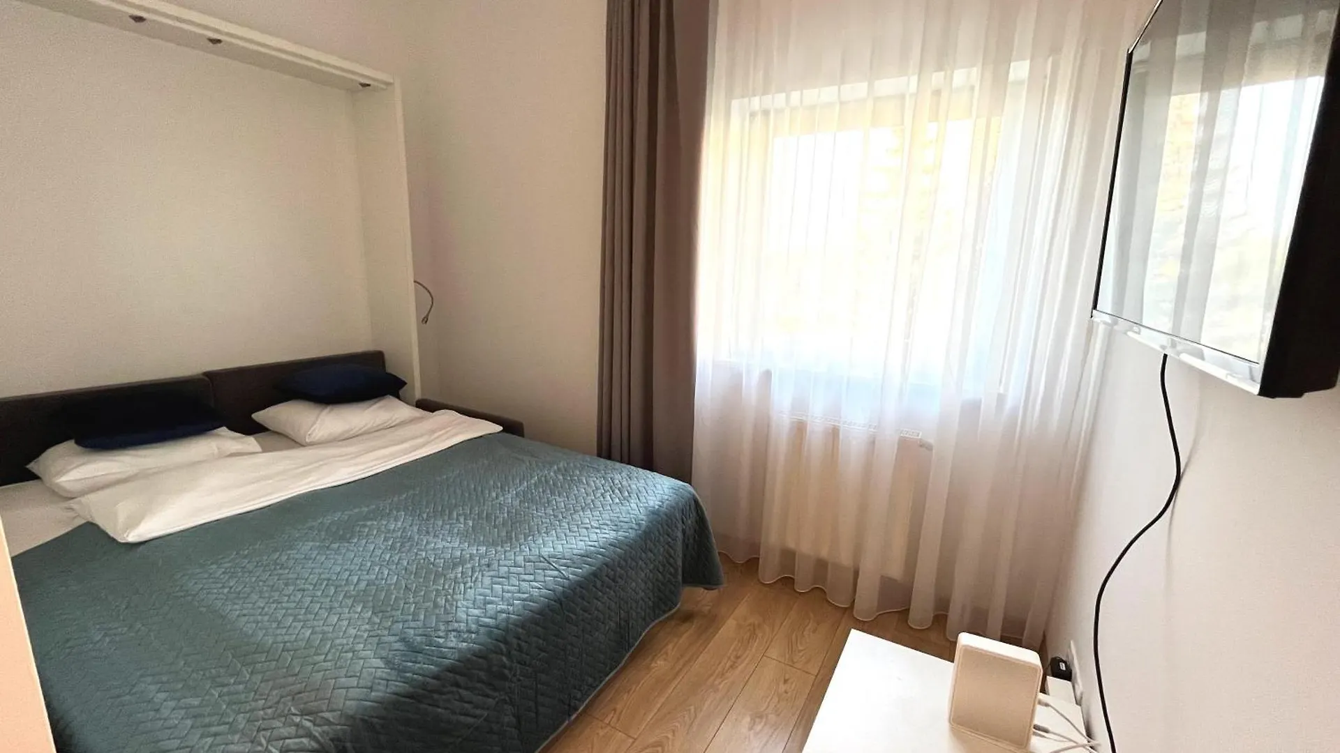 Al. Jerozolimskie 216 Perfect Apart Varşova